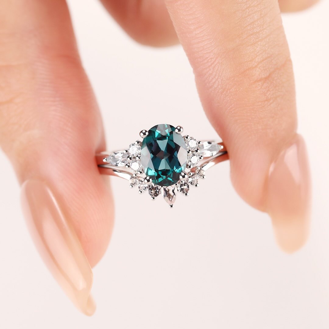 Alexandrite Wedding Ring Set