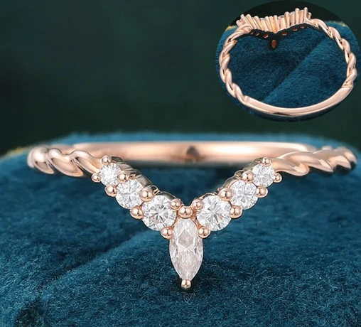 rose gold wedding bands