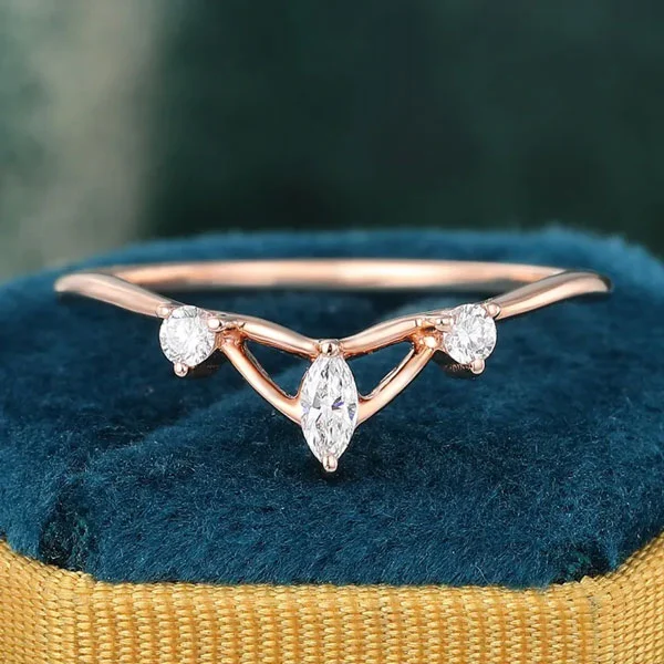 3 stone wedding ring