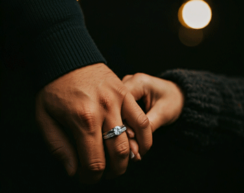 engagement ring vs wedding ring