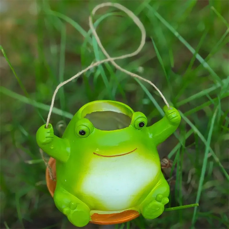 Charming Frog-Shaped Hanging Planter