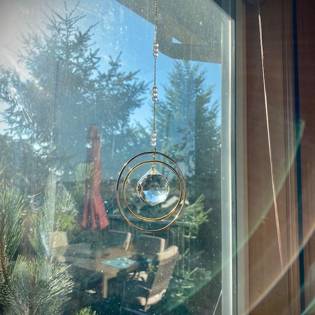 Rainbow Maker-Circle Rotating Catcher Pendant