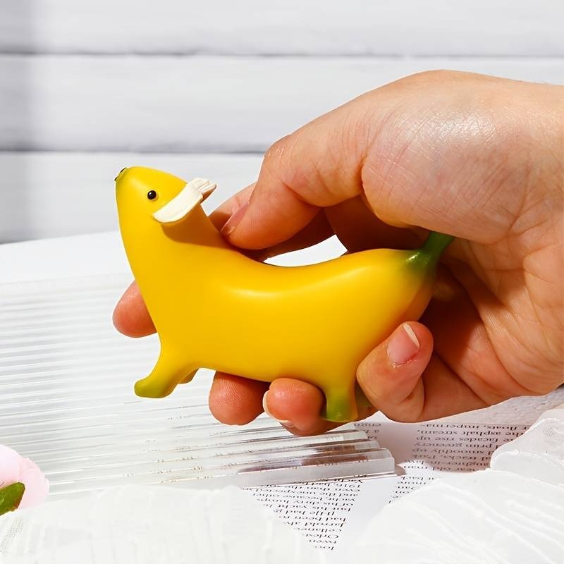 (✨2023 Hot Sale)🍌Cute Banana Dog Garden Statues