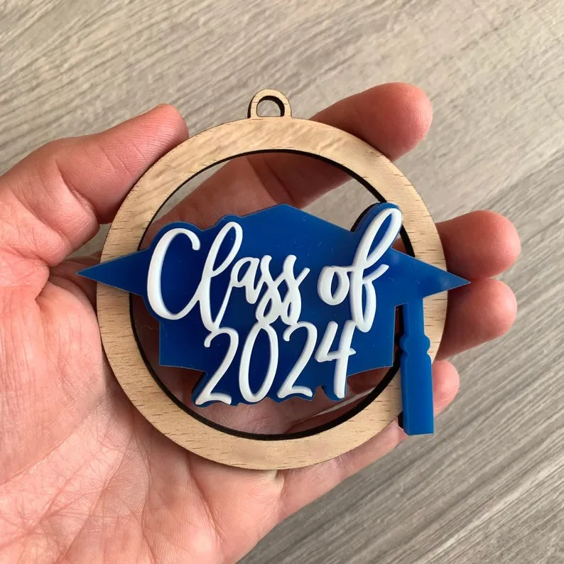 🎓2024 Graduation Wooden Medal Pendant🏅