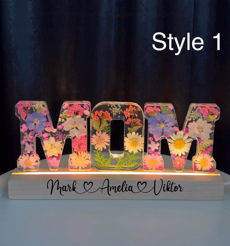 ❤️Mother's Day Specials - 49% OFF🎁🌸Floral Resin Night Light