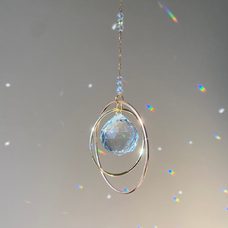 Rainbow Maker-Circle Rotating Catcher Pendant