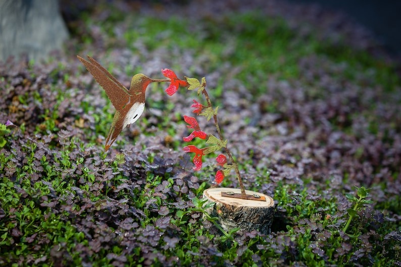 Metal Hand Painted Ruby-Throated Hummingbird 