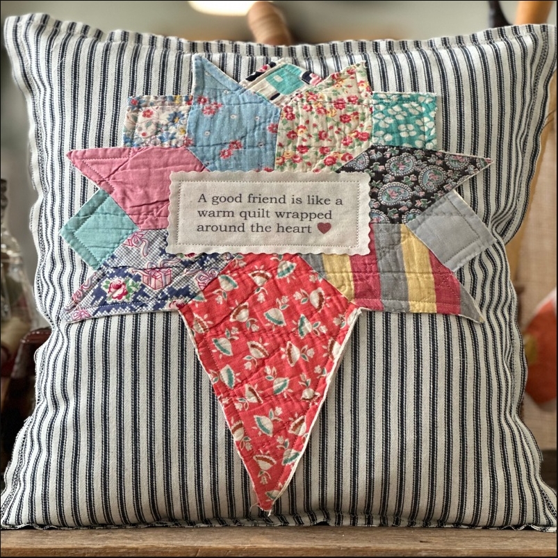 Vintage Quilt Friendship Pillow💕