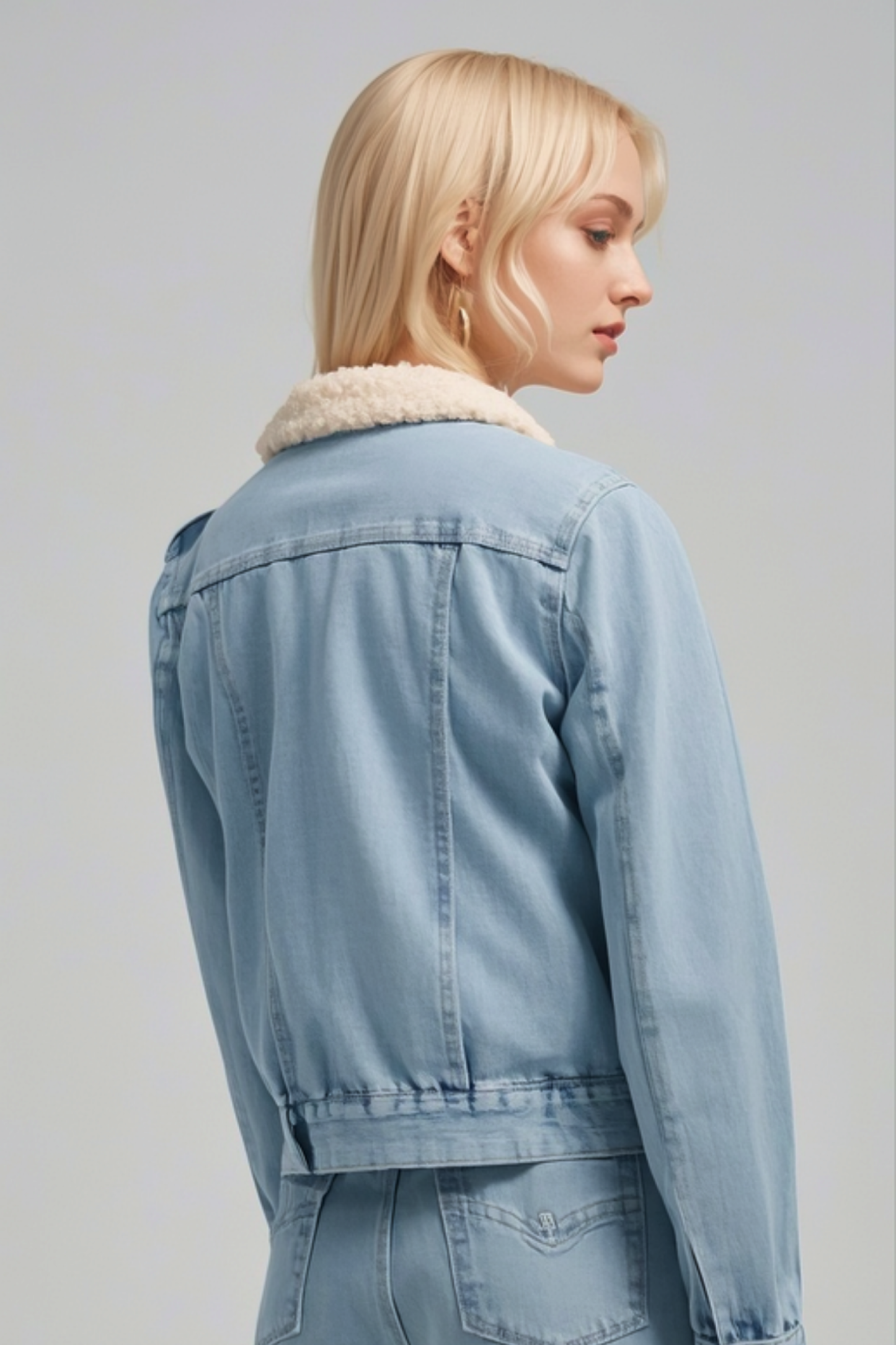 Sherpa Trucker Jacket-New Feature Demo2