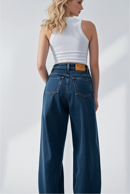 80s Mom Women's Petite Jeans