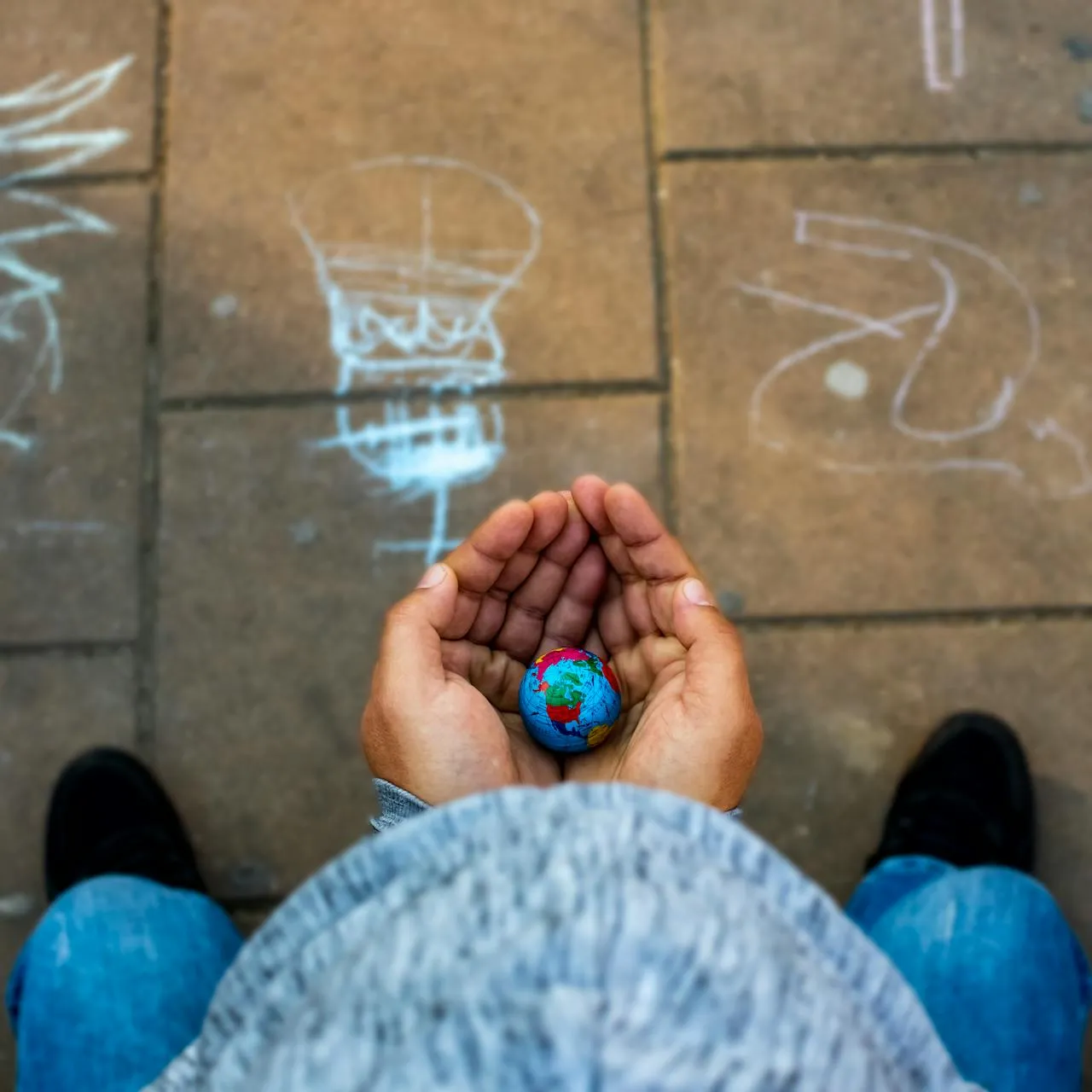 Blue Revolution: How Sustainable Denim is Saving Our Oceans-New Feature Demo2