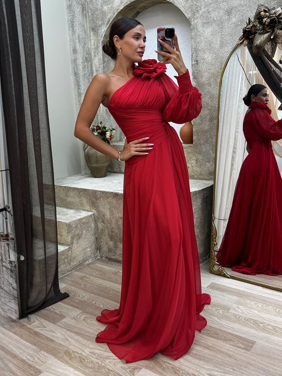 Party Dresses One-Shoulder High-Slit Pleated Cocktail Dress In Solid Color