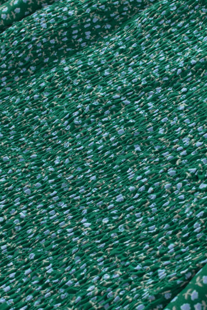 Green Square Neck Puff Sleeve Floral Smocked Top-yoyobikini