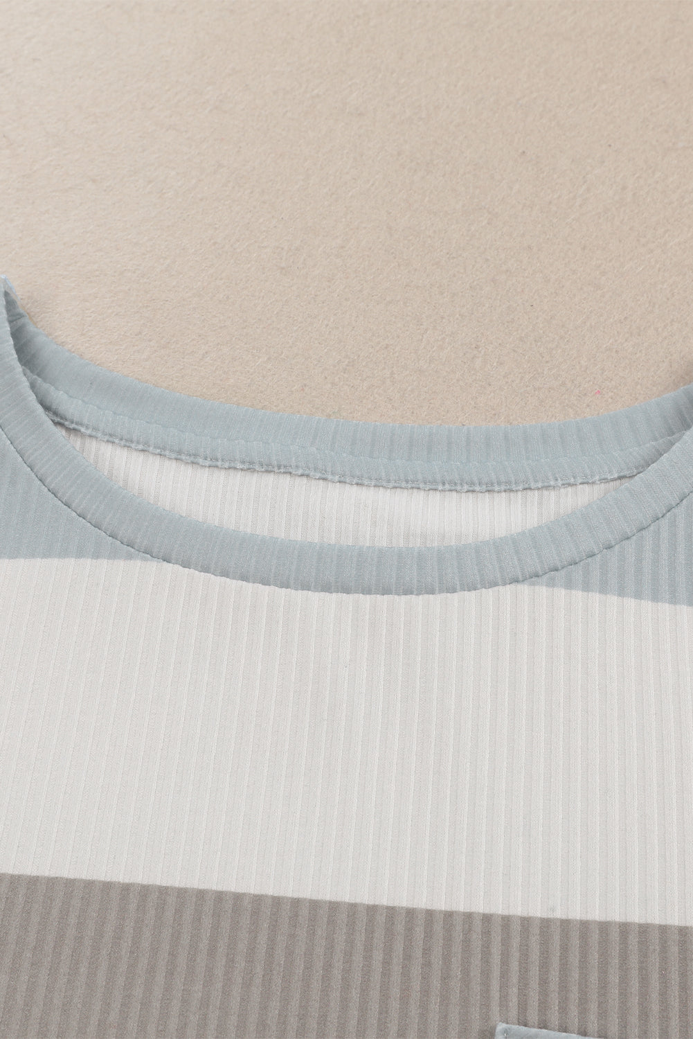 Red Striped Colorblock Ribbed Knit Top with Pocket-yoyobikini