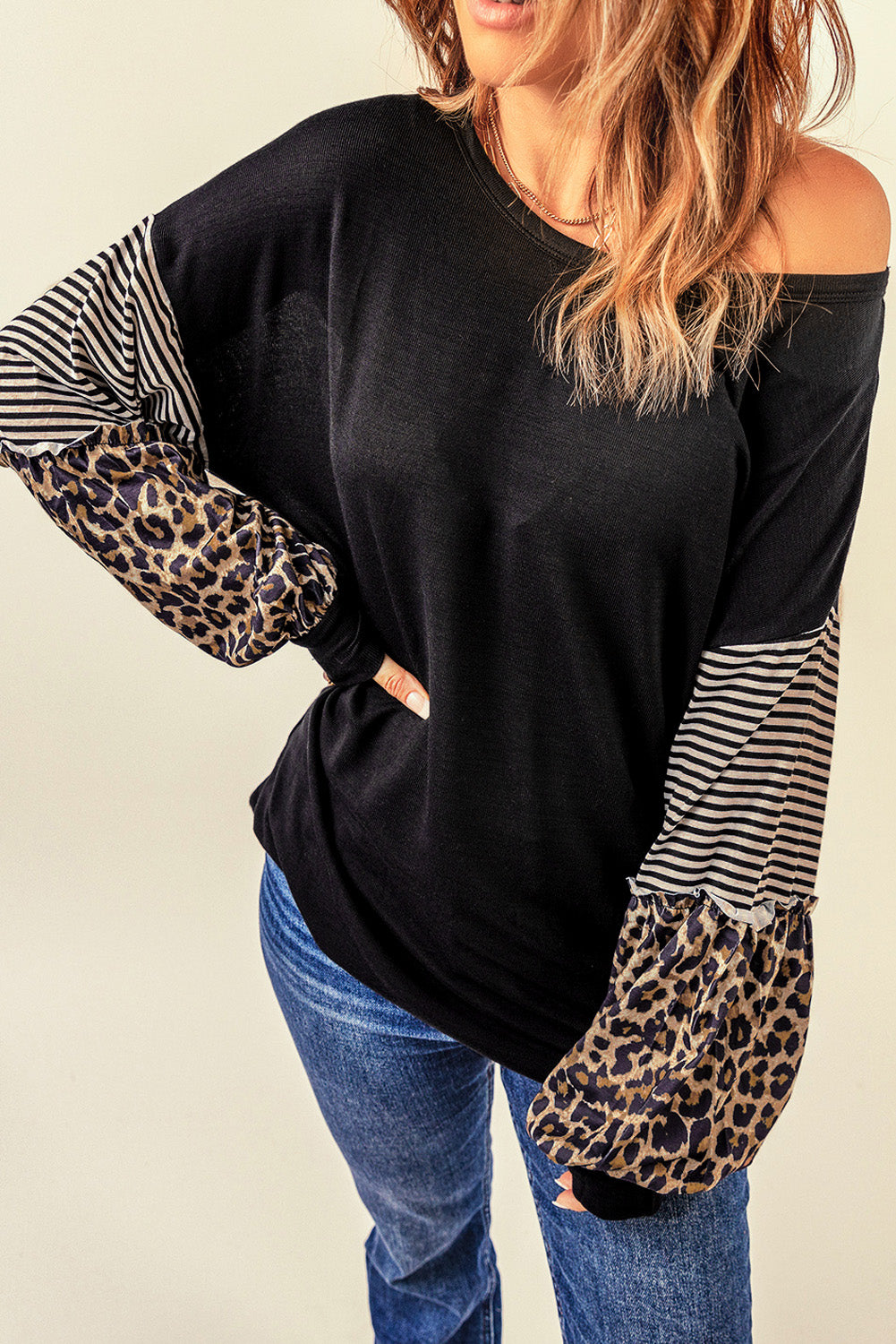 Black Leopard Striped Print Sleeve Colorblock Top-yoyobikini