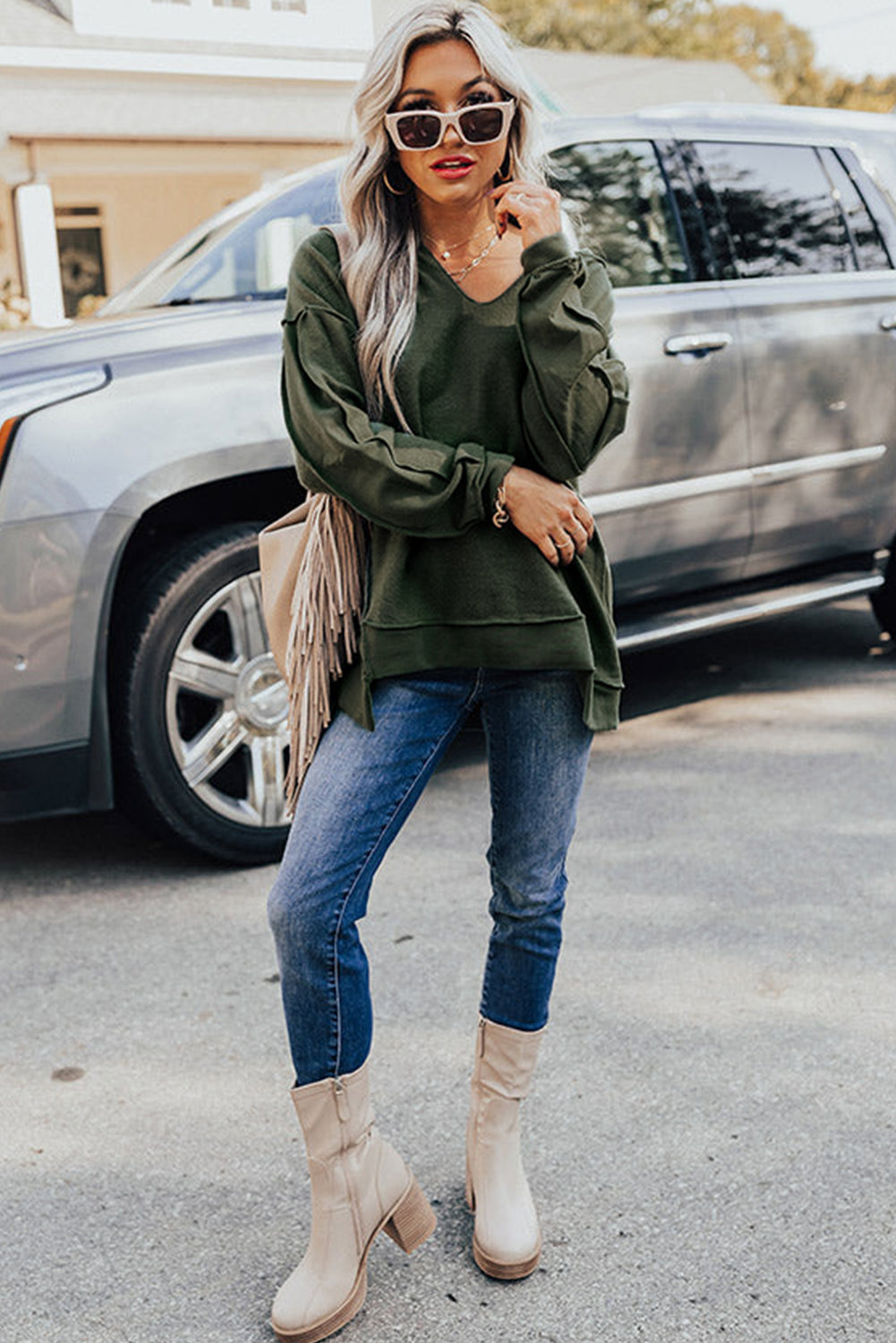 Green Expose Seam Detail Split Neck Long Sleeve Top-yoyobikini