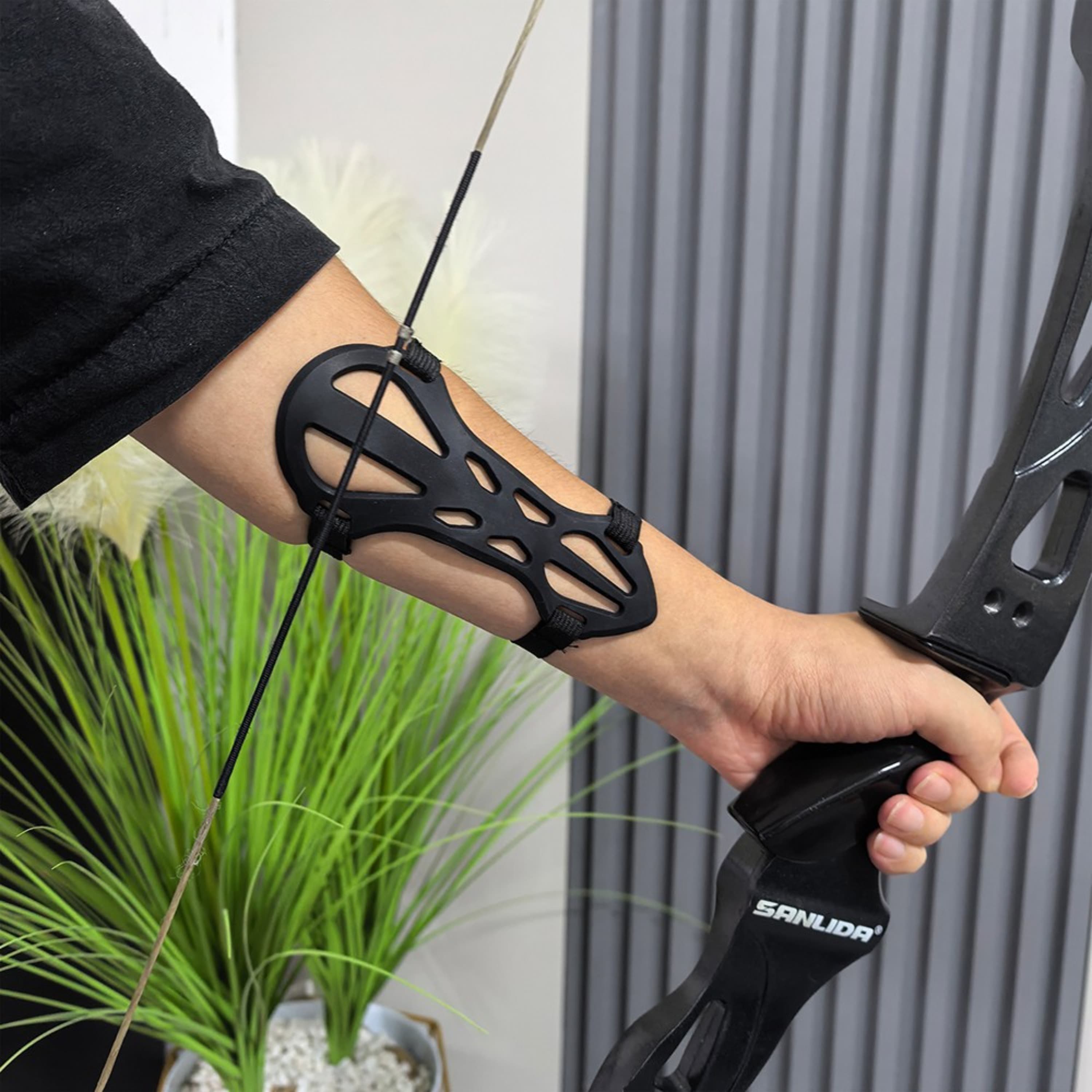 Archery Arm Guard Adjustable Forearm Protective Target Practice