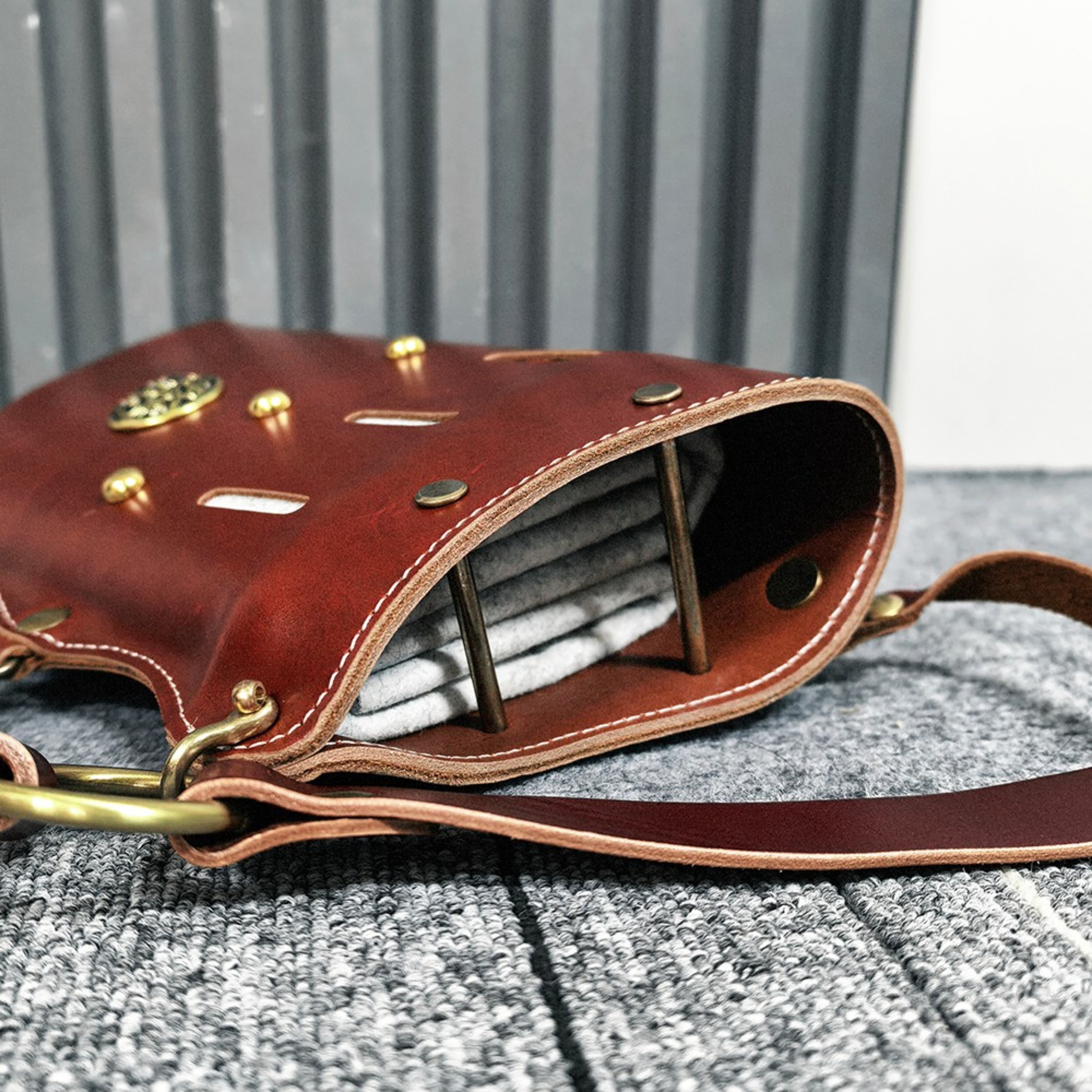 Cowhide Traditional Arrow Quiver Brown Archery Waist Case