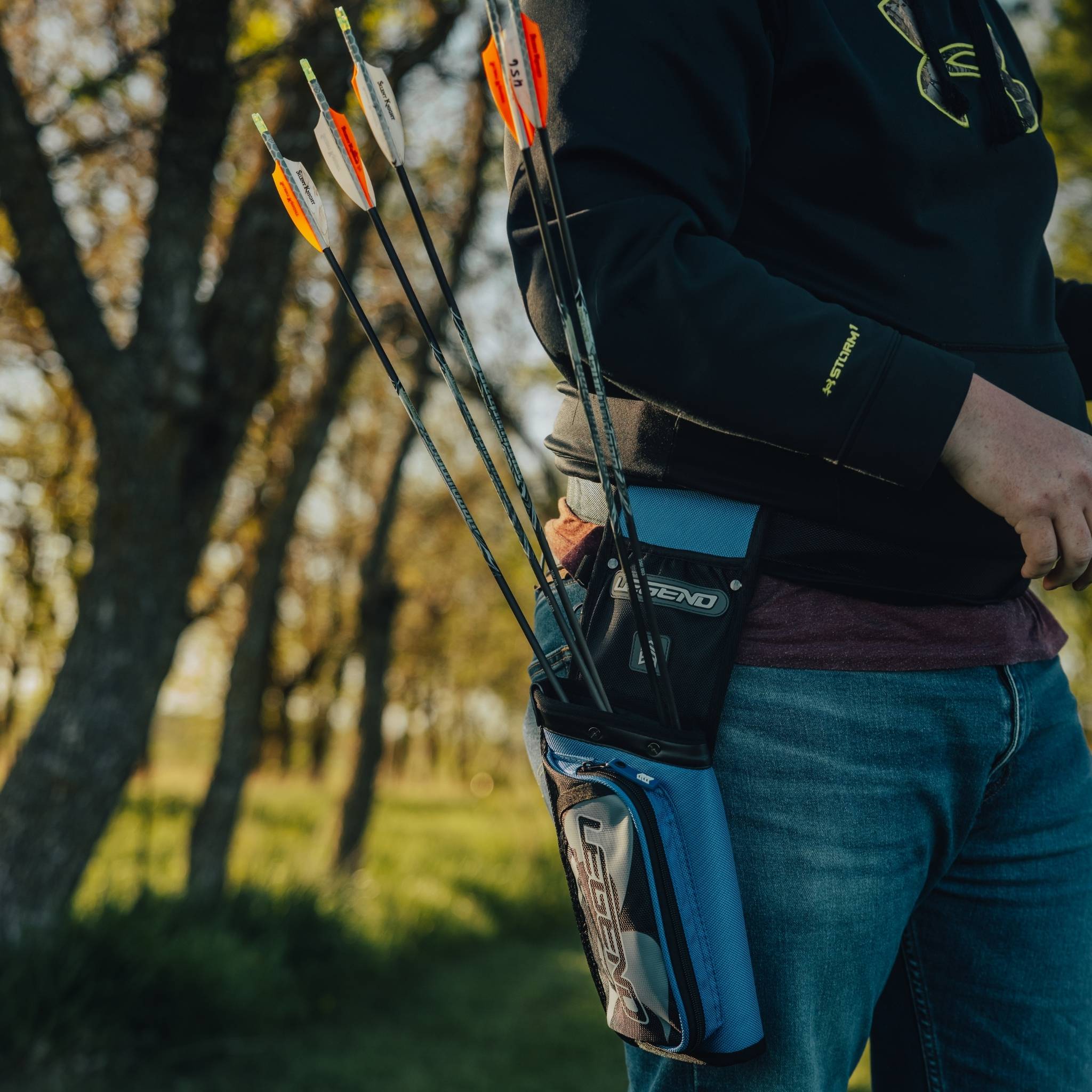 LEGEND XT420 Field Quiver for Target and 3D Archery RH LH