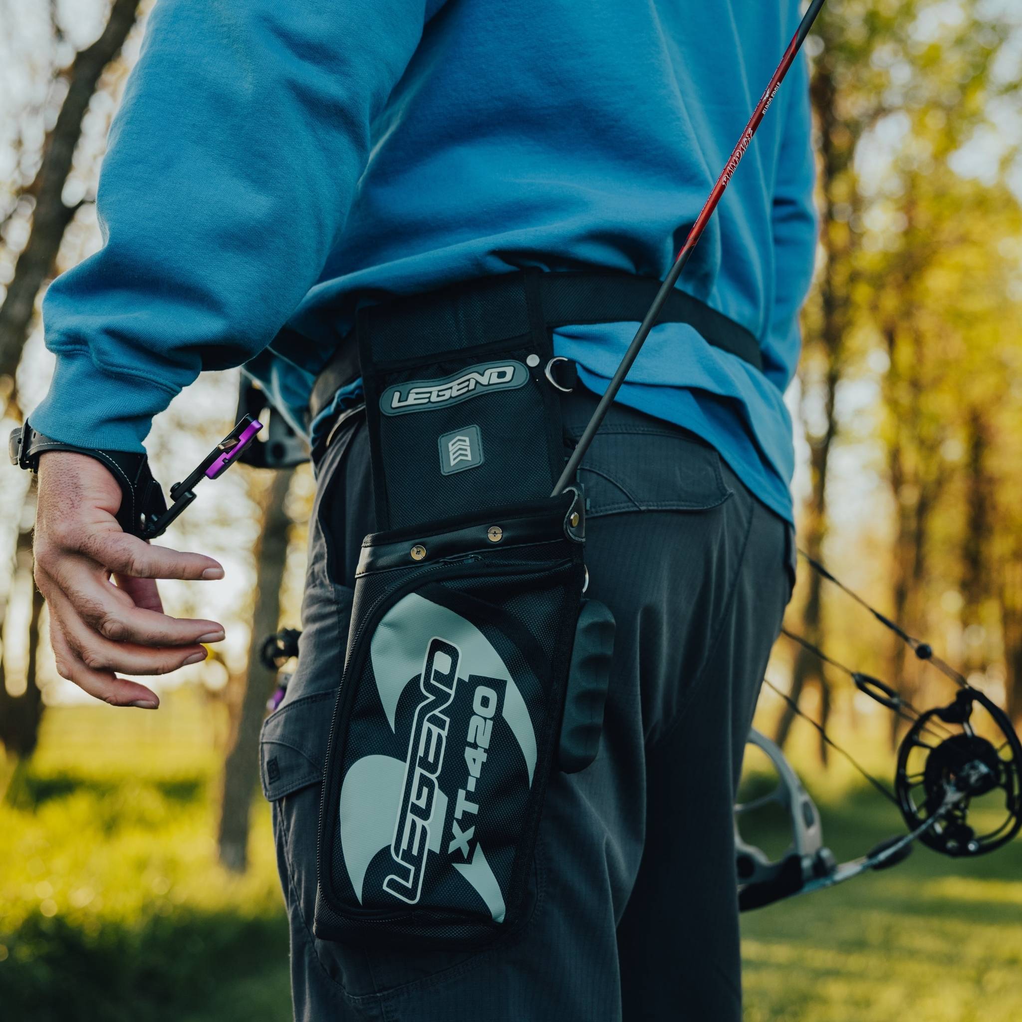 LEGEND XT420 Field Quiver for Target and 3D Archery RH LH