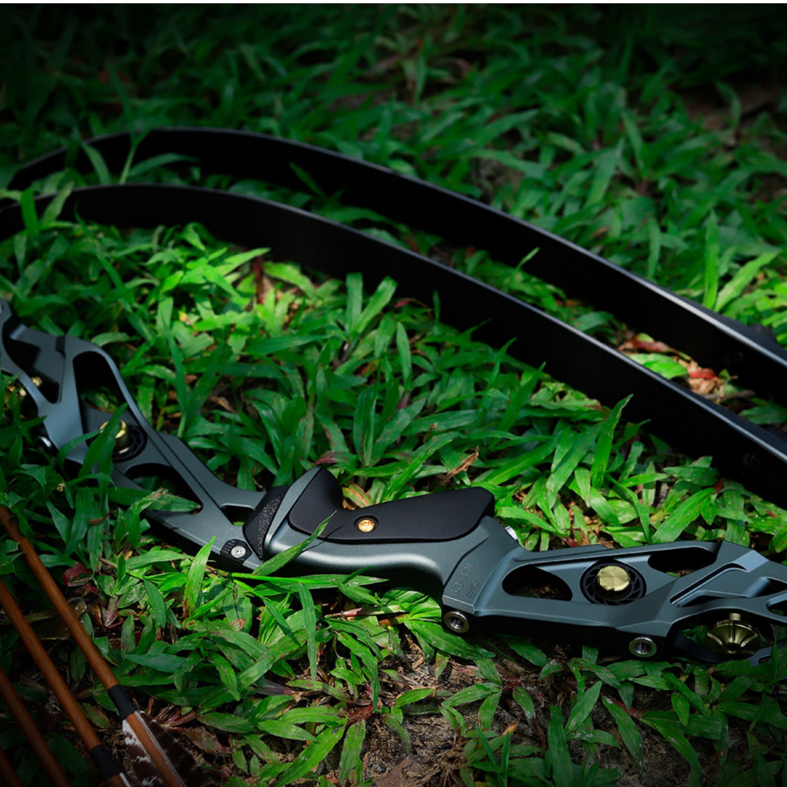 BOSEN Takedown Recurve Bow Kit  18-50bs Shooting Archery Target