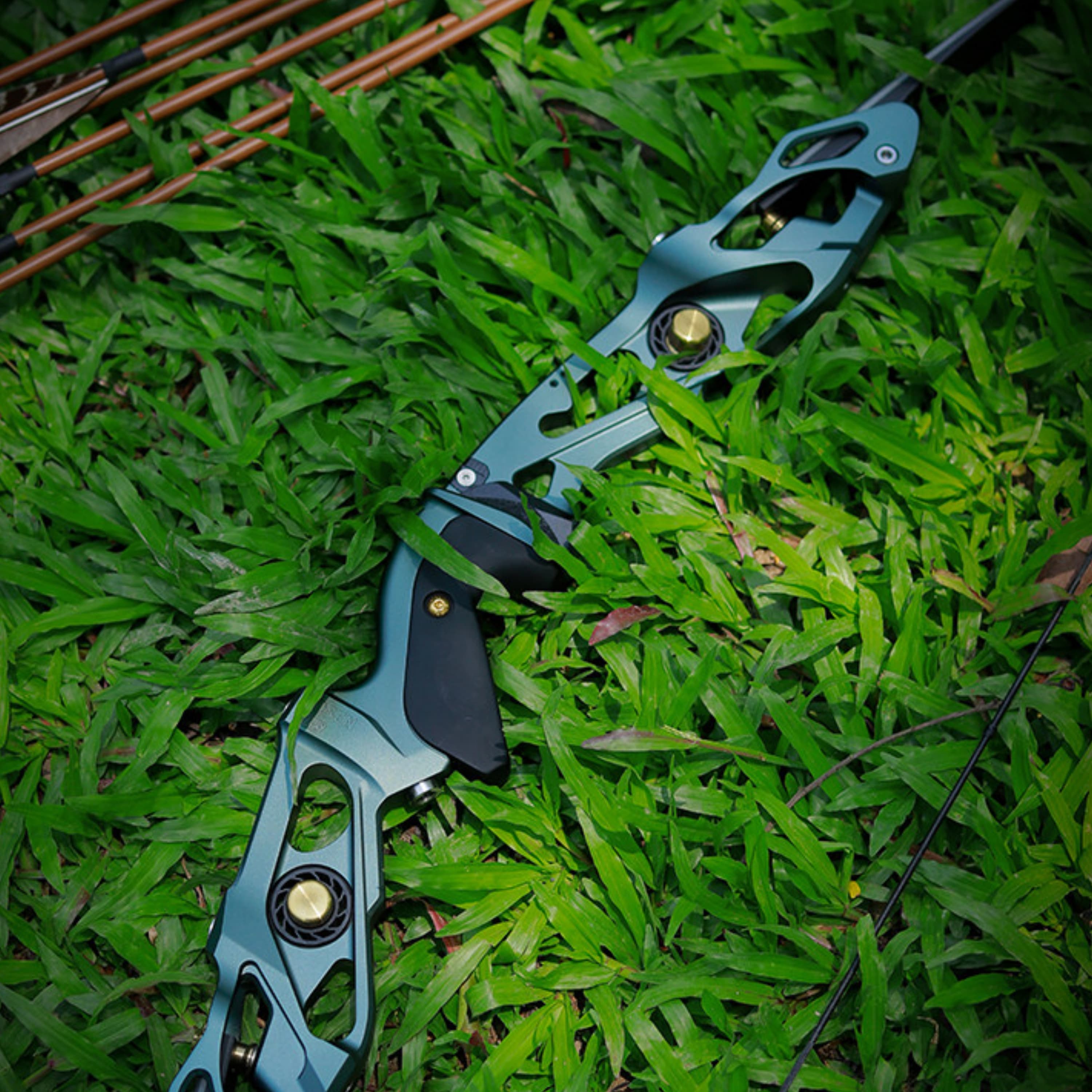 BOSEN Takedown Recurve Bow Kit  18-50bs Shooting Archery Target