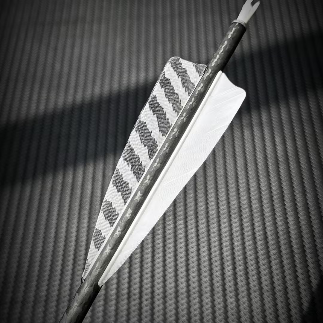 BOSEN 6.2mm Thunderbird Carbon Arrows Real Feather 12PCS