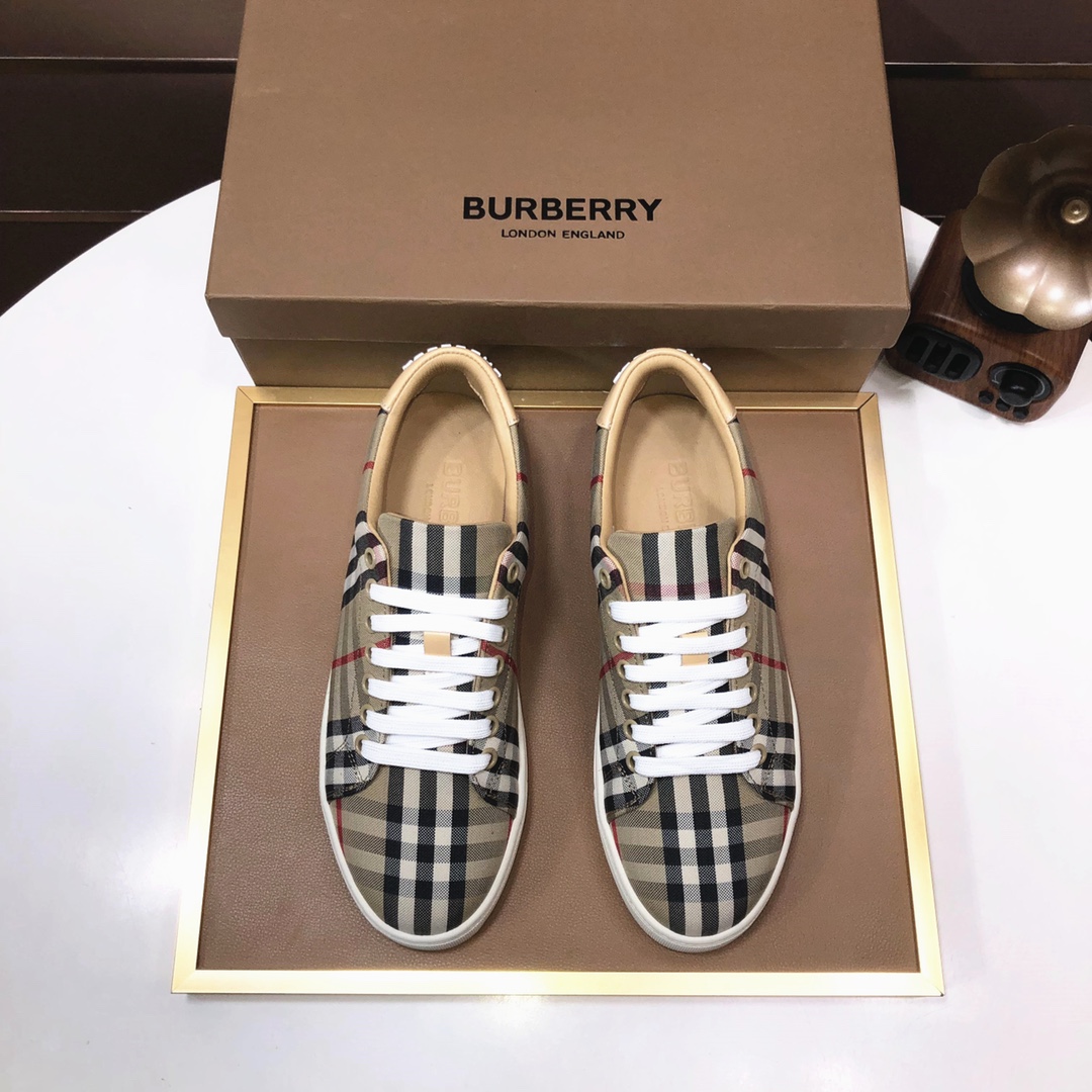 burberry classic low top sneakers
