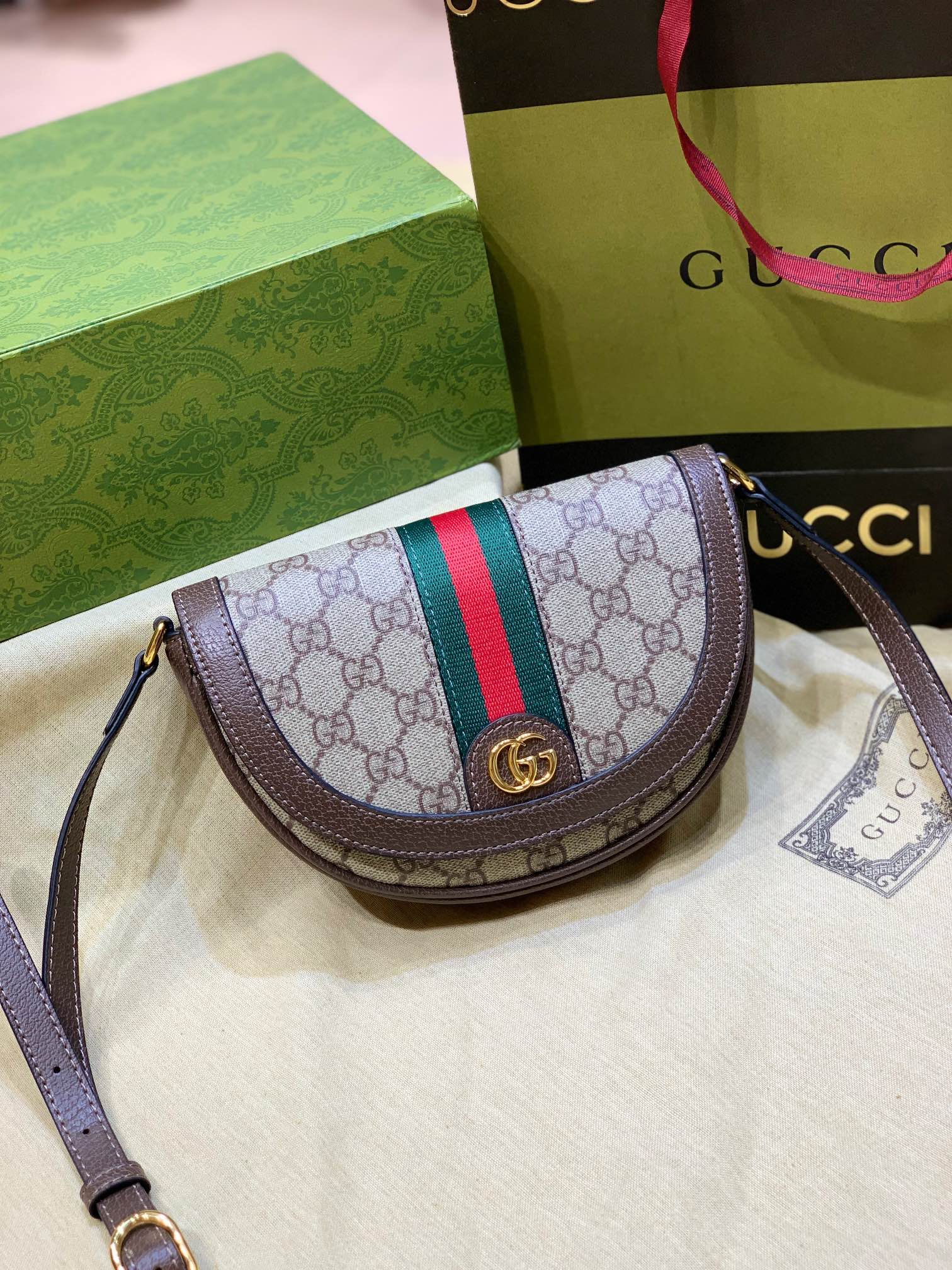 Gucci Ophidia series mini GG crossbody bag