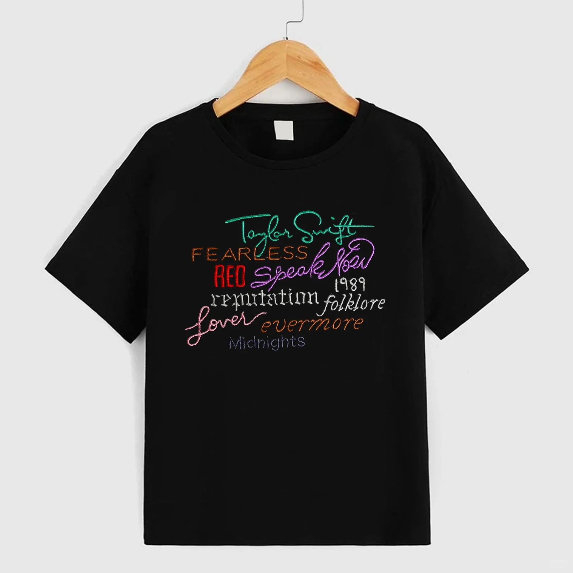 TS Embroidered Crew Neck T-shirt
