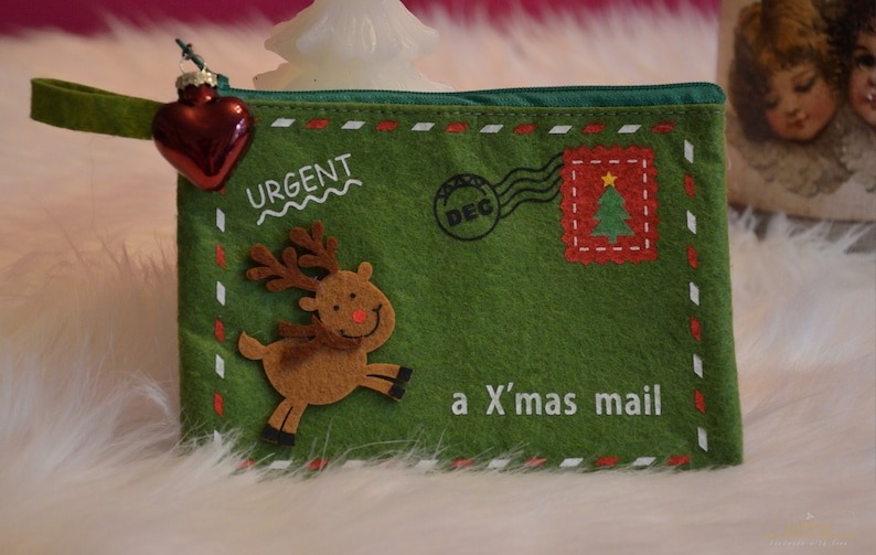 Early Christmas Sale - 50% - Christmas Felt Pocket Envelope