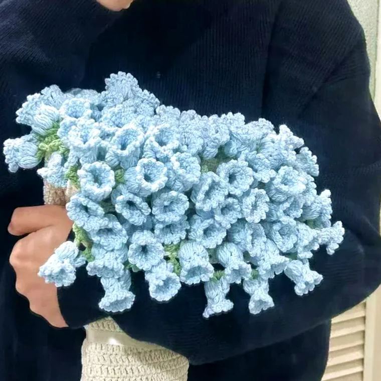 Hand-Knitted Rose Blanket DIY Kit & Ready