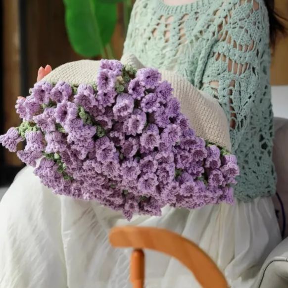 Hand-Knitted Rose Blanket DIY Kit & Ready