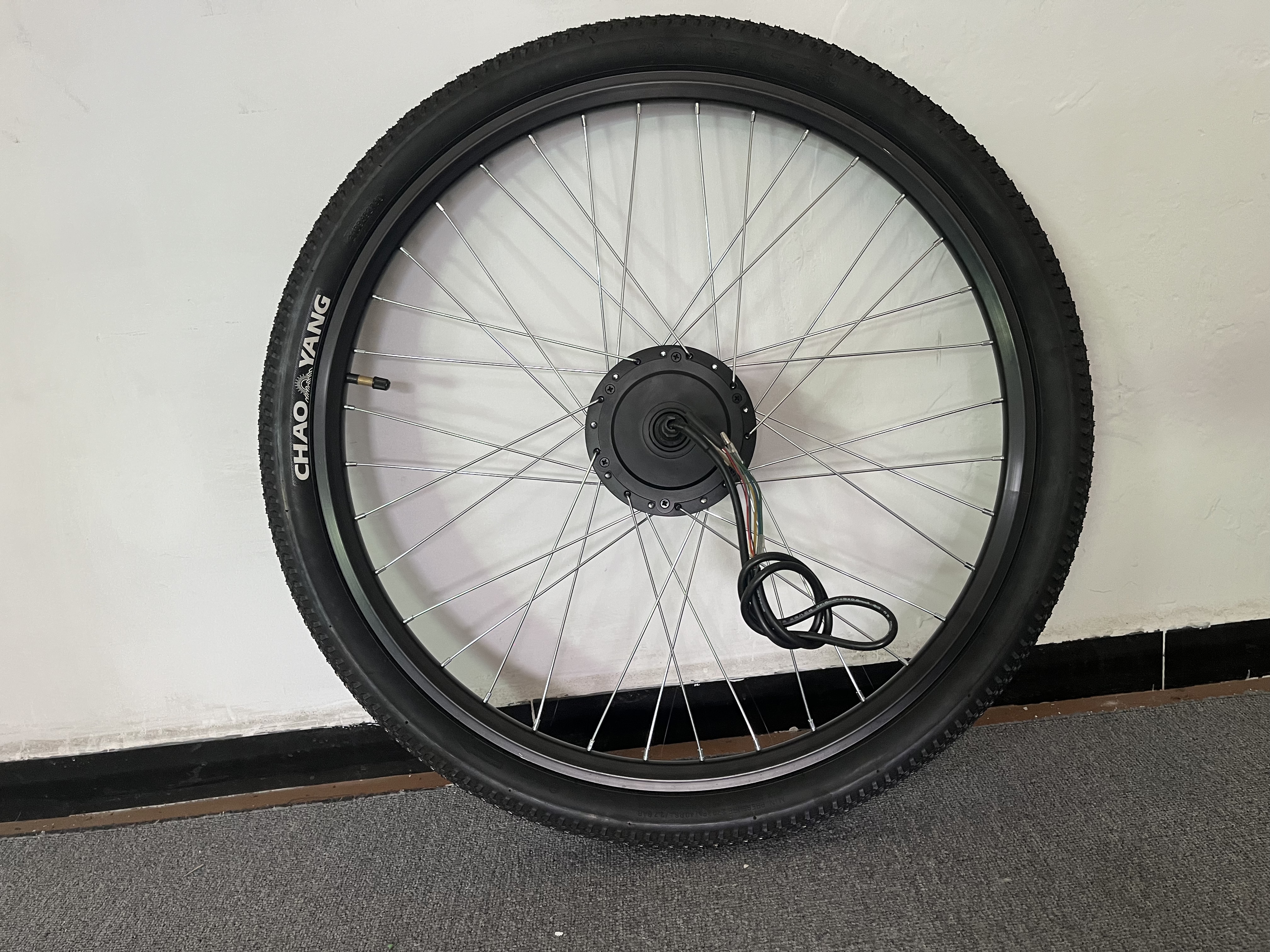 Z2 City Commuter Electric Bike Rear Wheel with Motor 