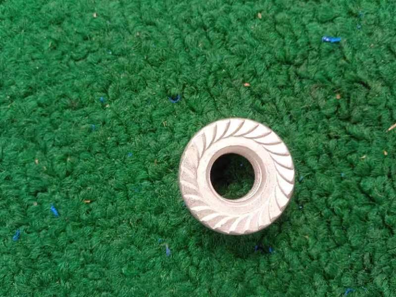 hread 3/8' or 1/2" thread nut