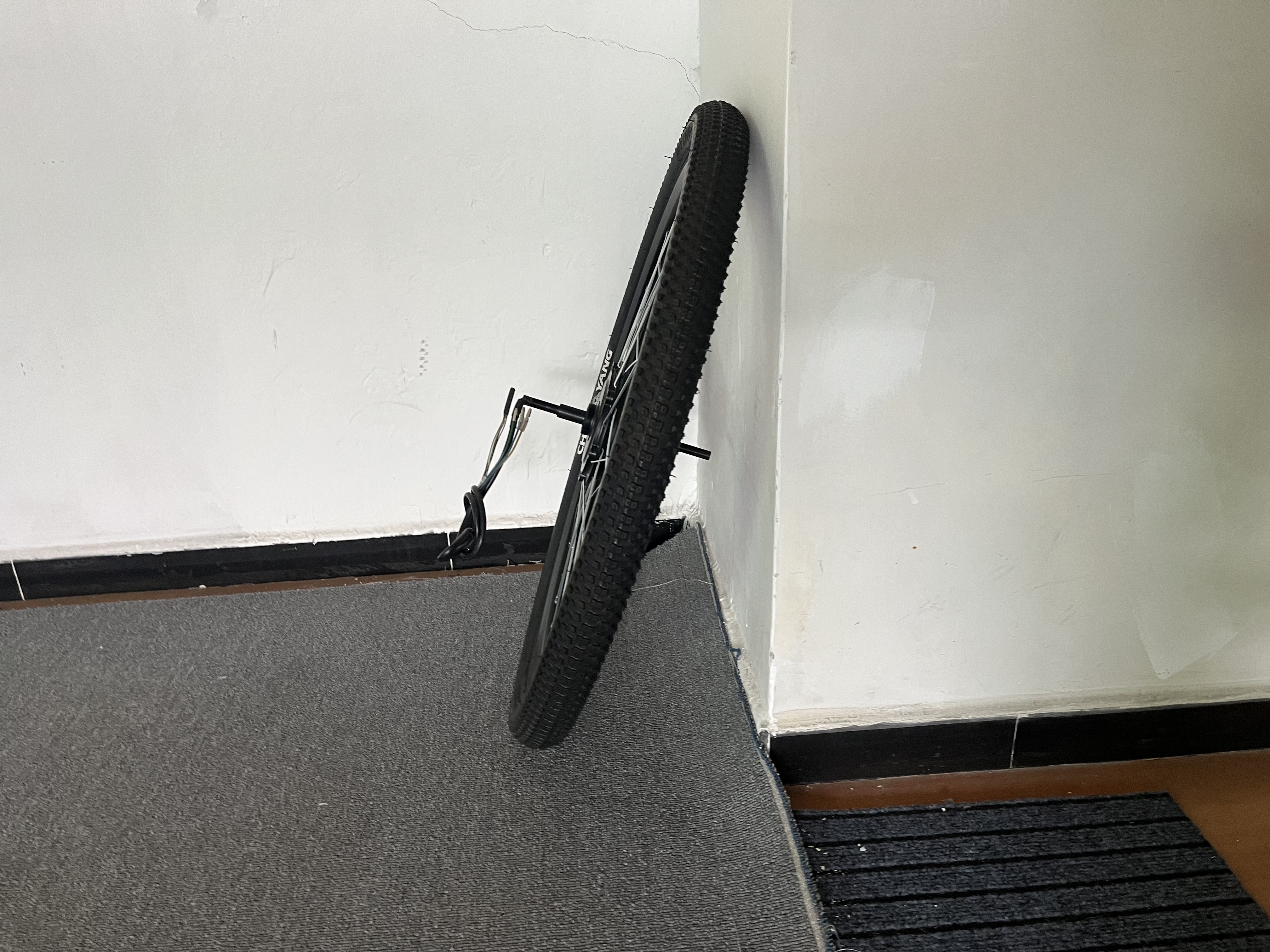 Z2 City Commuter Electric Bike Rear Wheel with Motor 