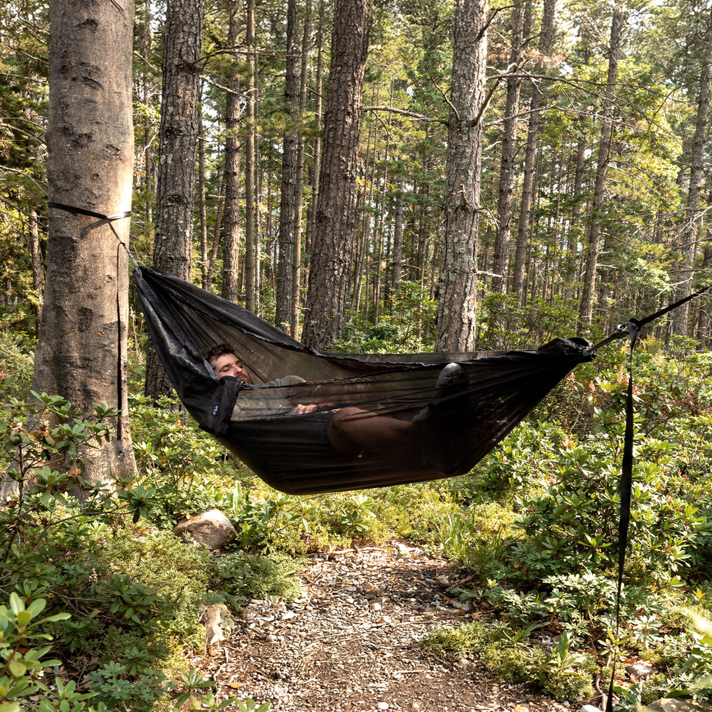 Night Cat Ultralight Pocket Hammock: Durable Tree Hammock Tear-Resistant Dyneema Fabric Only 0.66lb Max Load 330lbs Portable for Solo Hiking Backpacking