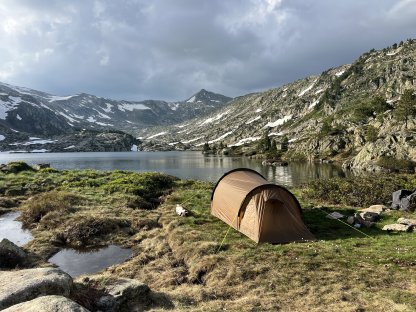 Night Cat 2 Person Tunnel Tent: Ultralight Backpacking Tent Waterproof for Camping Travel Wild