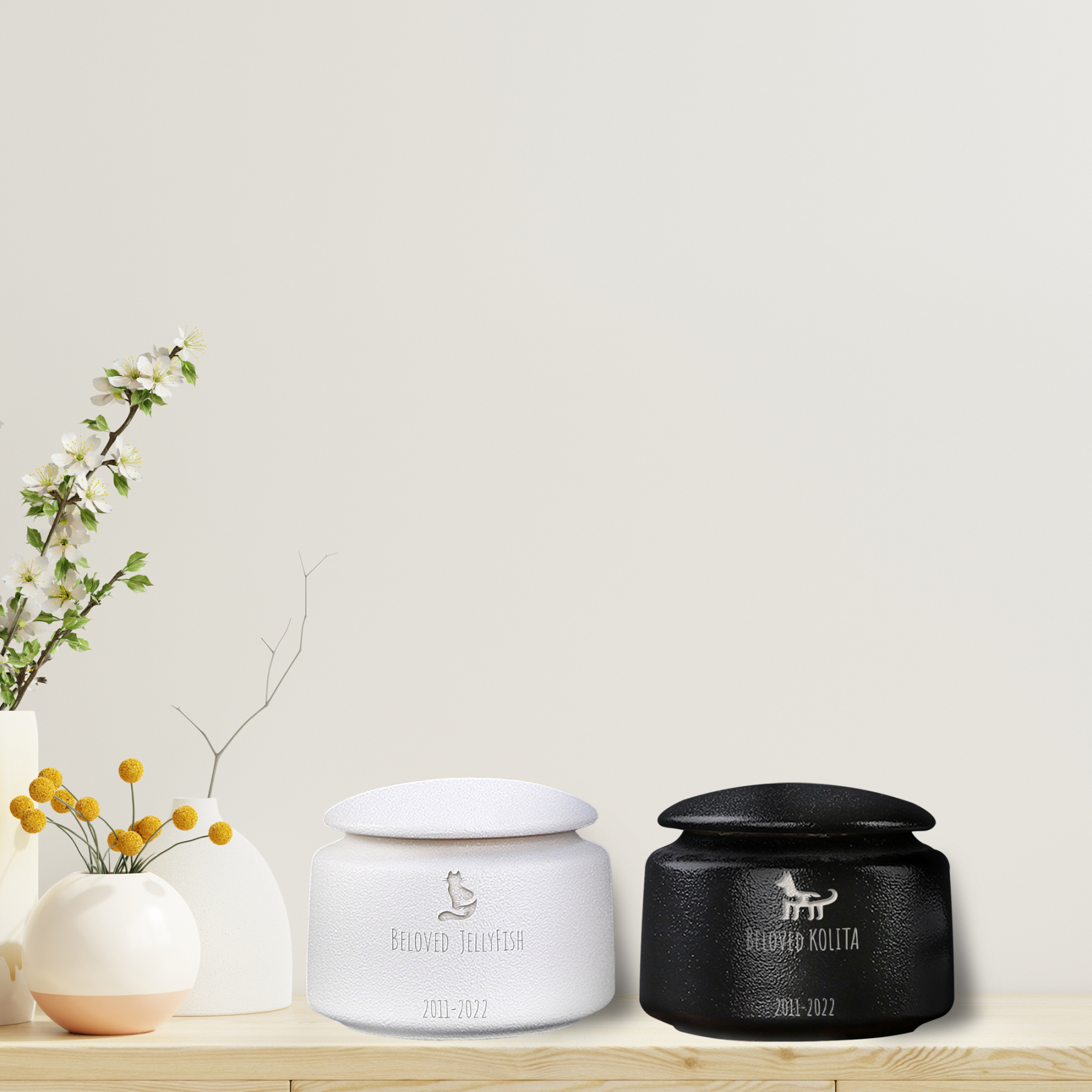 Custom Pet Urn with Engraved Name - Rounded style