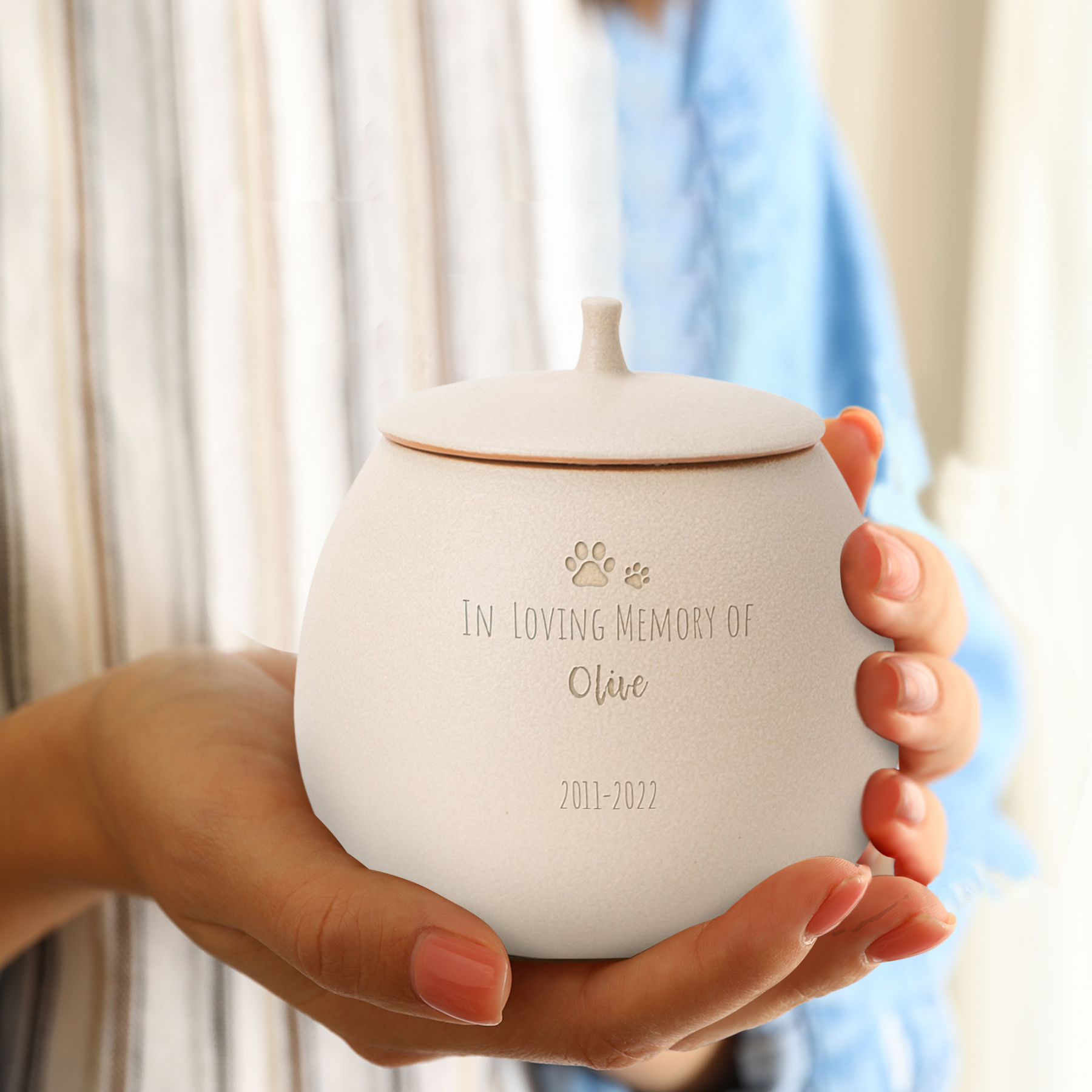 Custom Pet Urn with Engraved Name