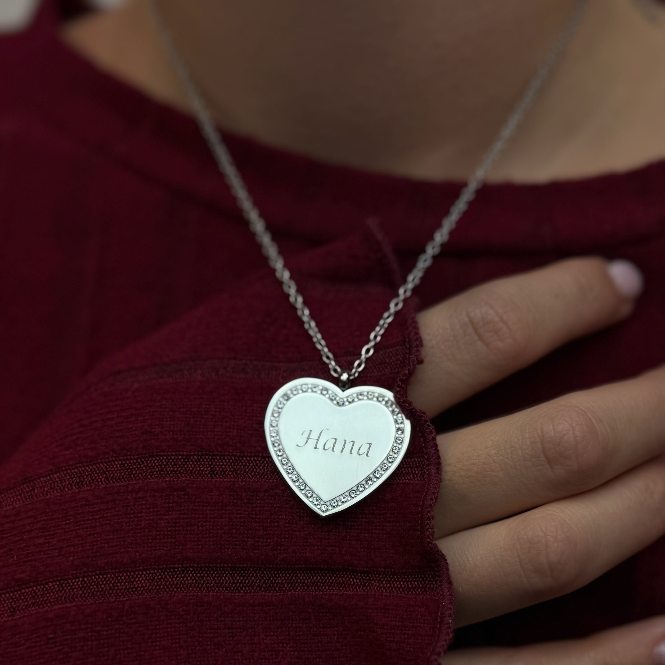 Nirona | Heart engraving