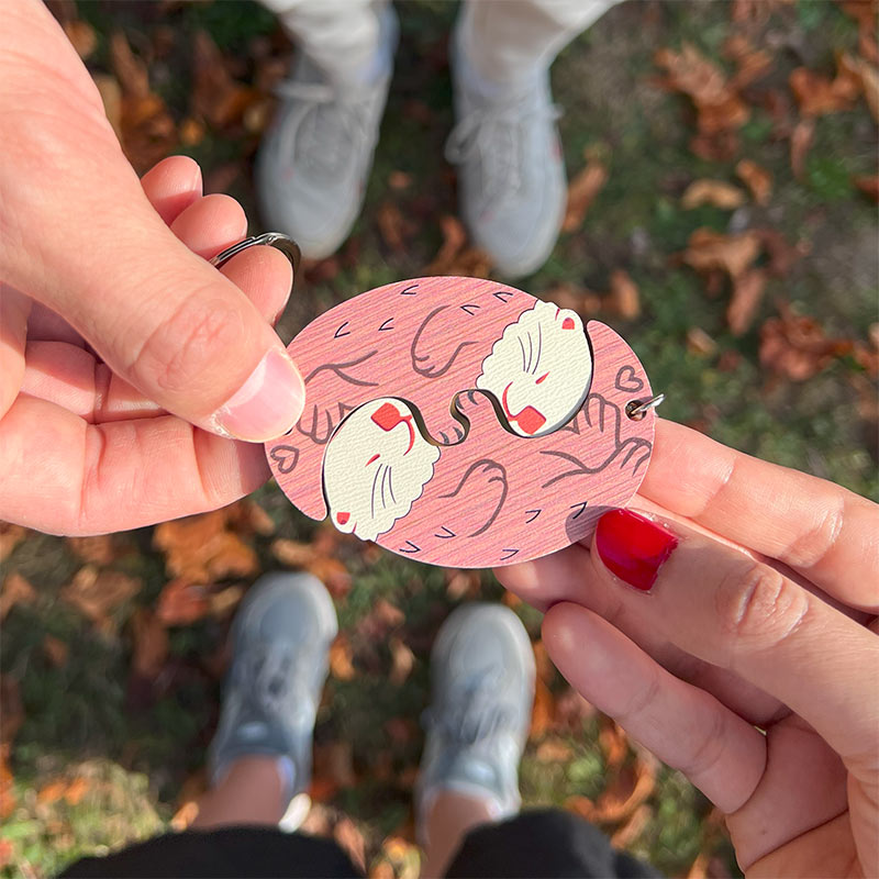 Loving otter keyring (2 pieces)