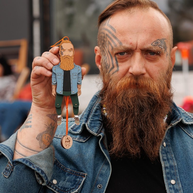 Personalized portrait puppet - wooden moving doll from photo, custom anniversary couple bobblehead, wedding cake topper figurine