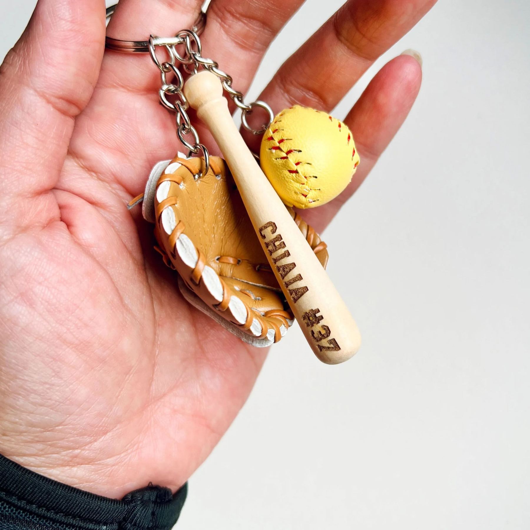Baseball Key Chain | Mini Baseball Set Bag Tag | Custom for Baseball Game | Gift for Baseball Team | Gift for Athlete | Backpack Keychain