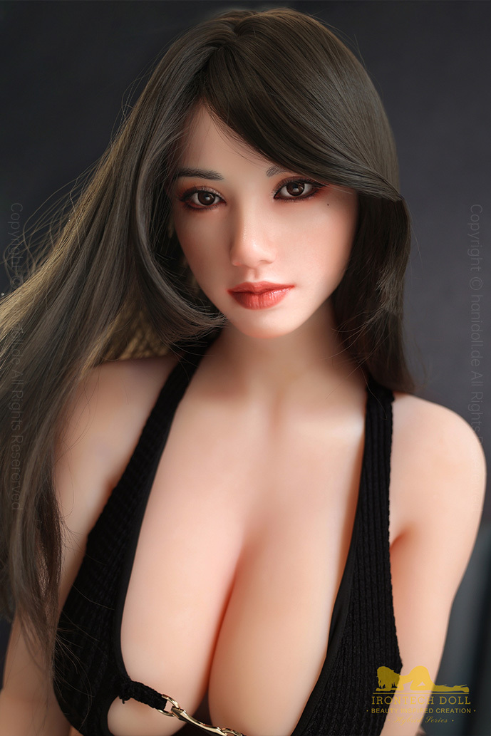 Irontech doll 161cm Silikonpuppe mit großen Brüsten H4293