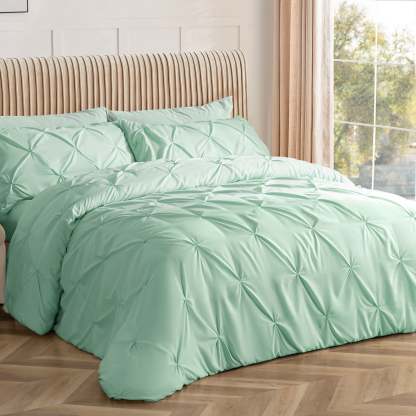 Sasttie 7-Piece Pintuck Comforter Set, Bed in a Bag, All-Season Bedding Set - King / Light Sage Green
