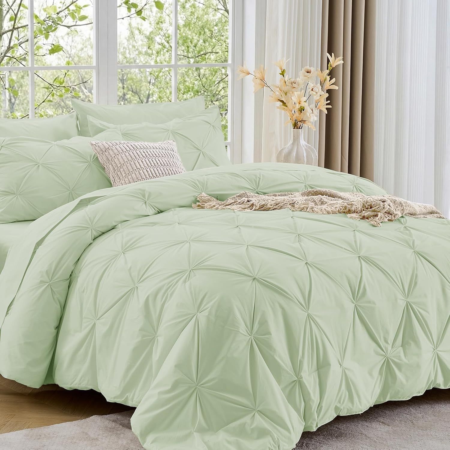 Sasttie Queen Comforter Set, 7-Piece Bed in a Bag, Pintuck Bedding Sets for All Season, Includes Comforter, Flat Sheet, Fitted Sheet, Pillowcases and Pillowshams, Beige