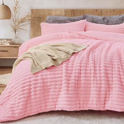 Sasttie Fluffy Queen Comforter Set, 3 PC Soft Fleece Bedding, Cream White | Marshmallow Bedding Set with 2 Pillowcases, Warm & Fuzzy Faux Fur Down Alternative, OEKO-TEX Certified