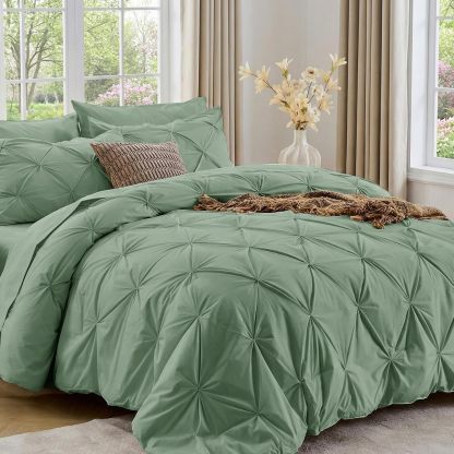 Sasttie Queen Comforter Set, 7-Piece Bed in a Bag, Pintuck Bedding Sets for All Season, Includes Comforter, Flat Sheet, Fitted Sheet, Pillowcases and Pillowshams, Beige