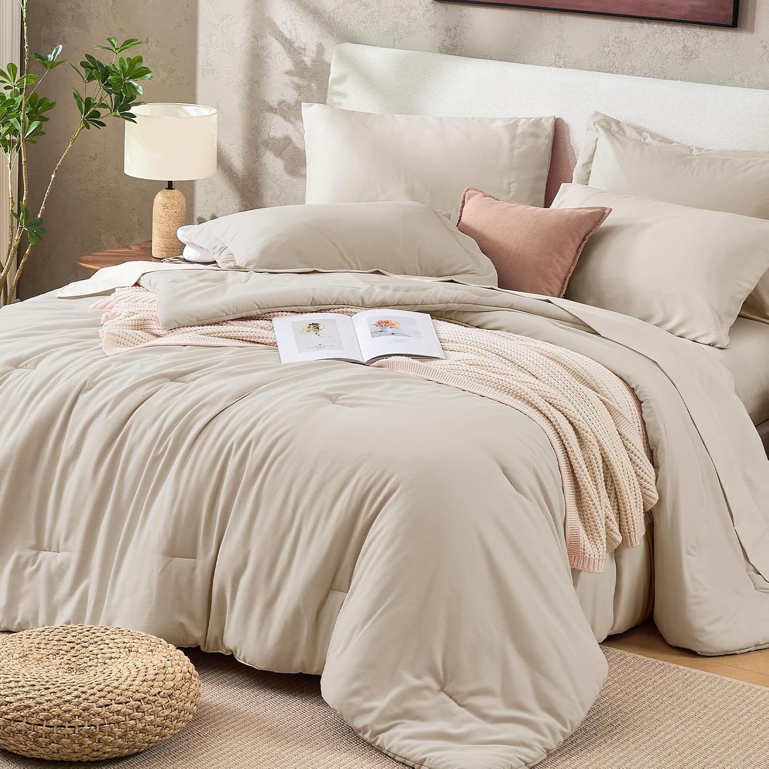 Sasttie Navy Blue Queen Comforter Set 7-Piece, Pre-Washed Bed in a Bag | OEKO-TEX, Soft & Breathable, All-Season Bedding Set with Comforter, Sheets, Pillowcases & Pillow Shams, Down Alternative
